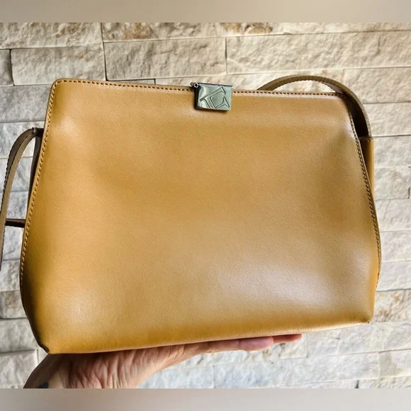 Vintage Furla Italian Leather Shoulder Bag - Picture 2 of 11